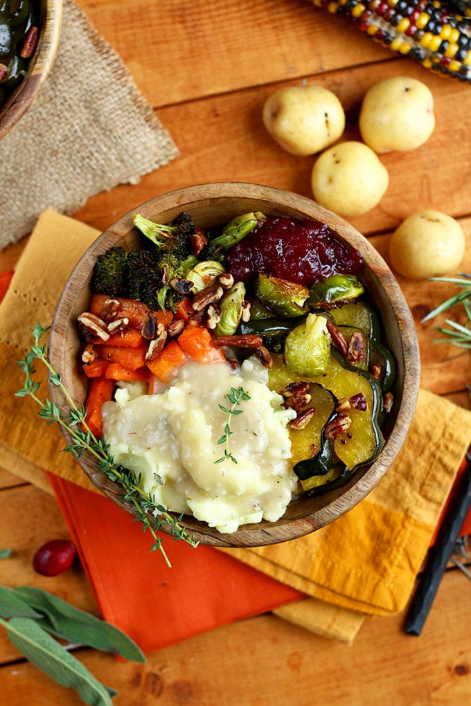 roasted-vegan-thanksgiving-bowl
