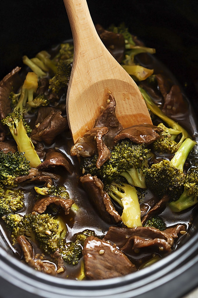 paleo slow cooker beef and broccoli