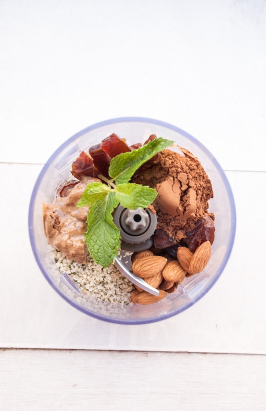 Mint Chocolate Energy Bites