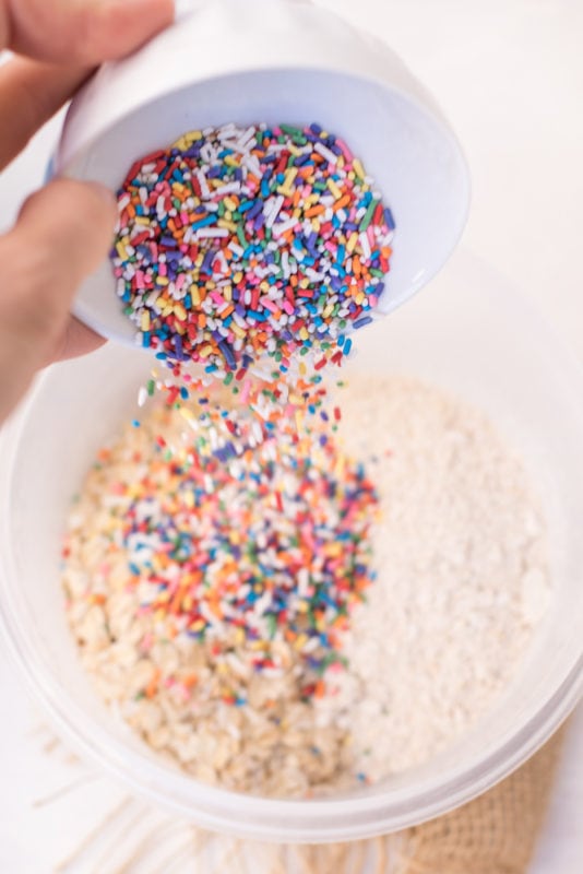 Cake Batter Oat Meal Prep Bars
