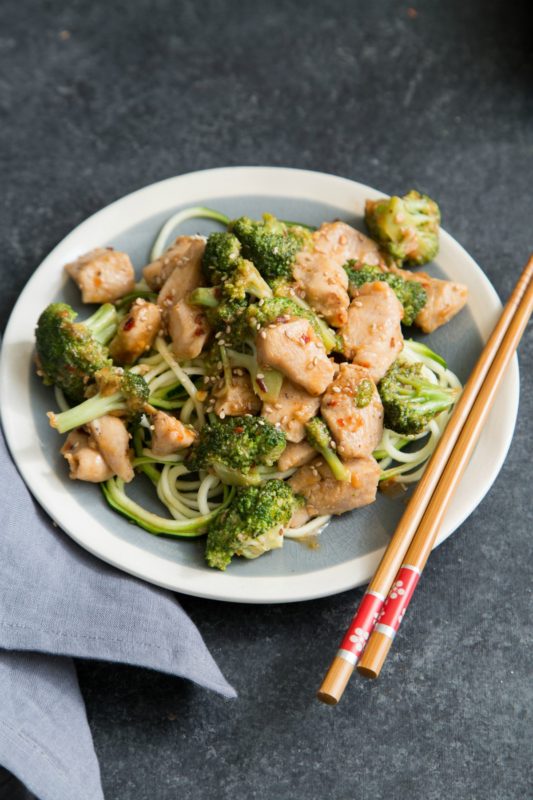 Keto Sesame Chicken & Broccoli Stir Fry Meal Prep