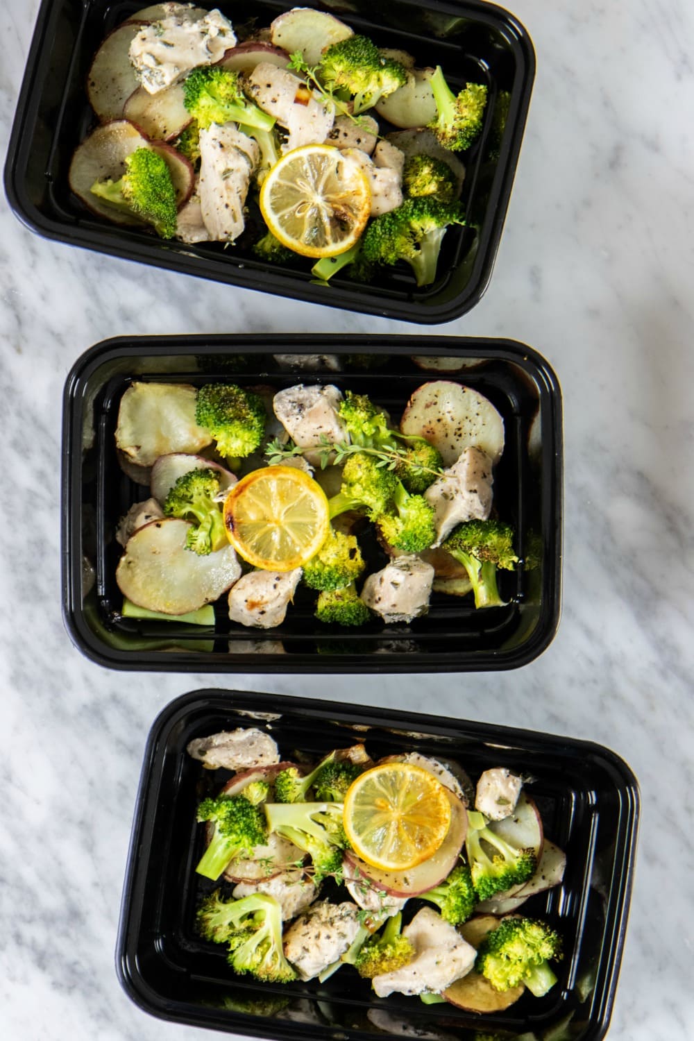whole30 sheet pan lemon and herb chicken