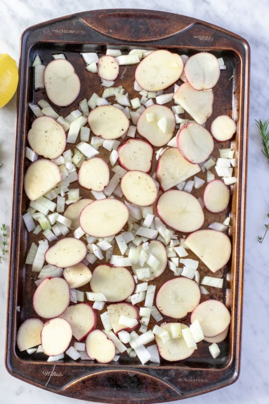 whole30 sheet pan lemon and herb chicken