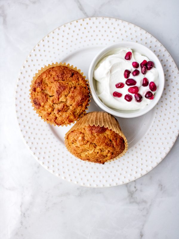 Low Carb Cinnamon Apple Muffins 
