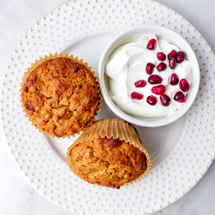 Low Carb Cinnamon Apple Muffins