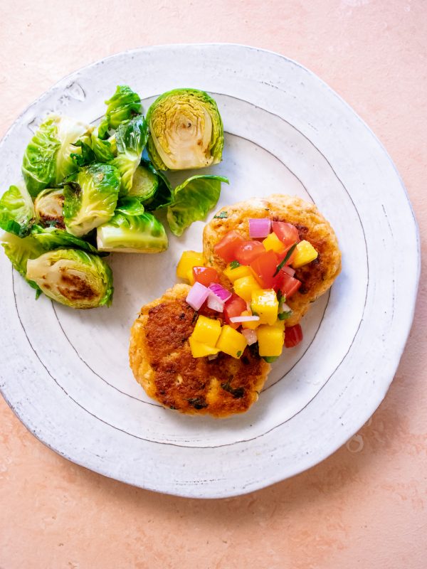 Crispy Salmon Cakes with Mango Salsa